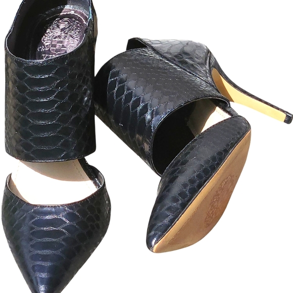 Vince Camuto Shoes - Vince Camuto Pointy Toe Heel Zip Black Leather High Heels 9.5